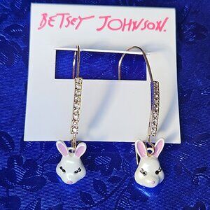🐰🥚🪻Betsey Johnson EASTER BUNNY RABBIT Earrings - NWT🪻🥚🐰